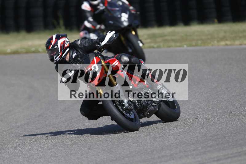 /21 17.06.2026  Ducati Schweiz Track Warmup ADR/Gruppe blau/50